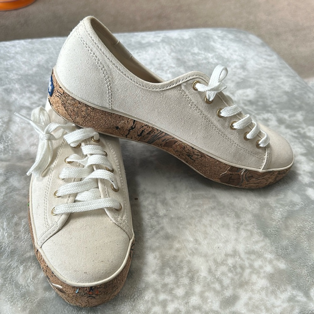 Keds platform cork bottom ivy color sneakers !!! these are so cute !